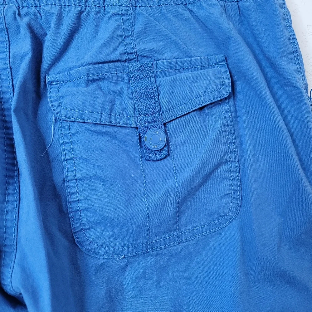 Gloria Vanderbilt bright blue cargo pedal pusher shorts drawstring waist